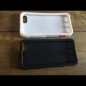 Genuine Vans iPhone 6 covers set - can separate
